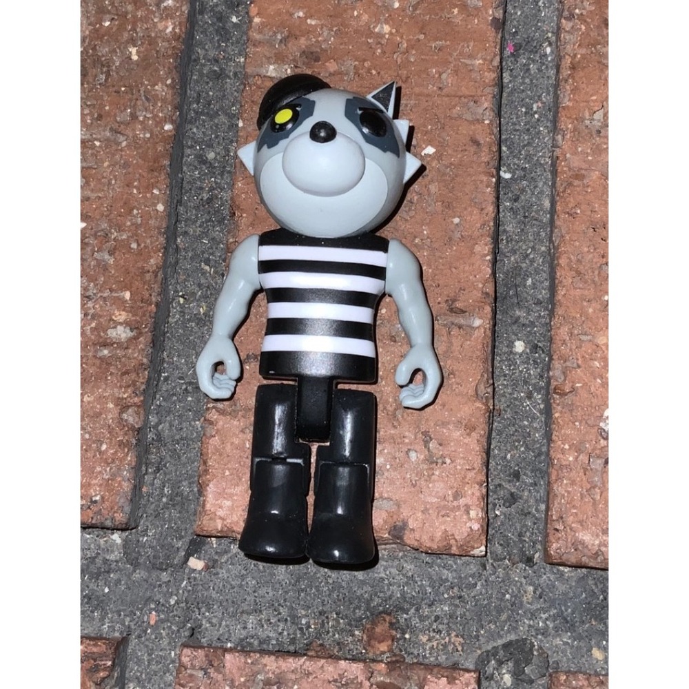 Piggy Rash‎ Mini Figure Toy Character Collectible Black Stripe Shirt